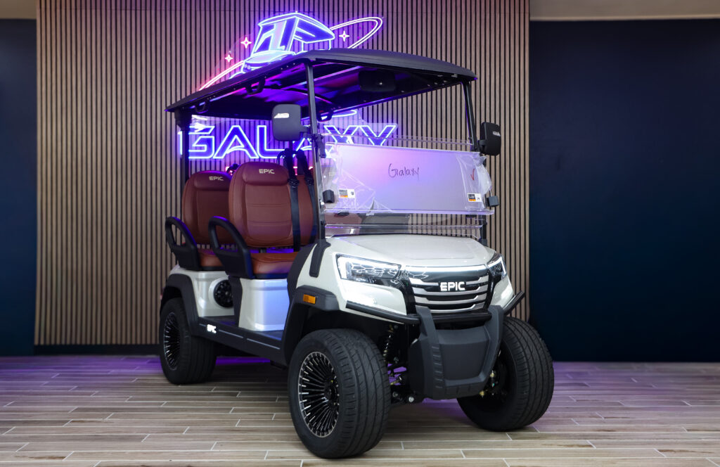 2026 Epic E40FX 4 Seater (White/Tan)