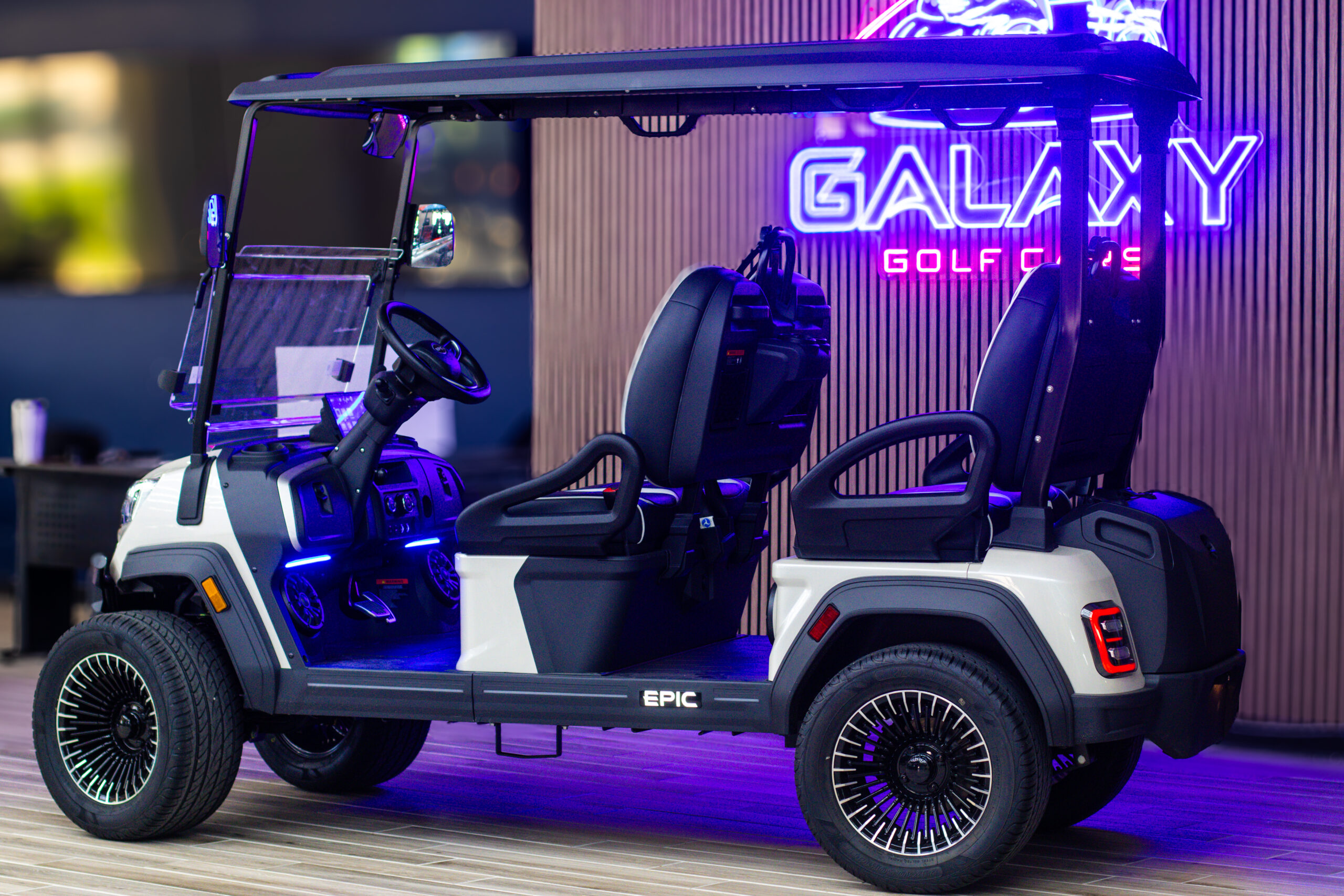 2026 White Pearl Epic E40FX Golf Cart/LSV - Image 4