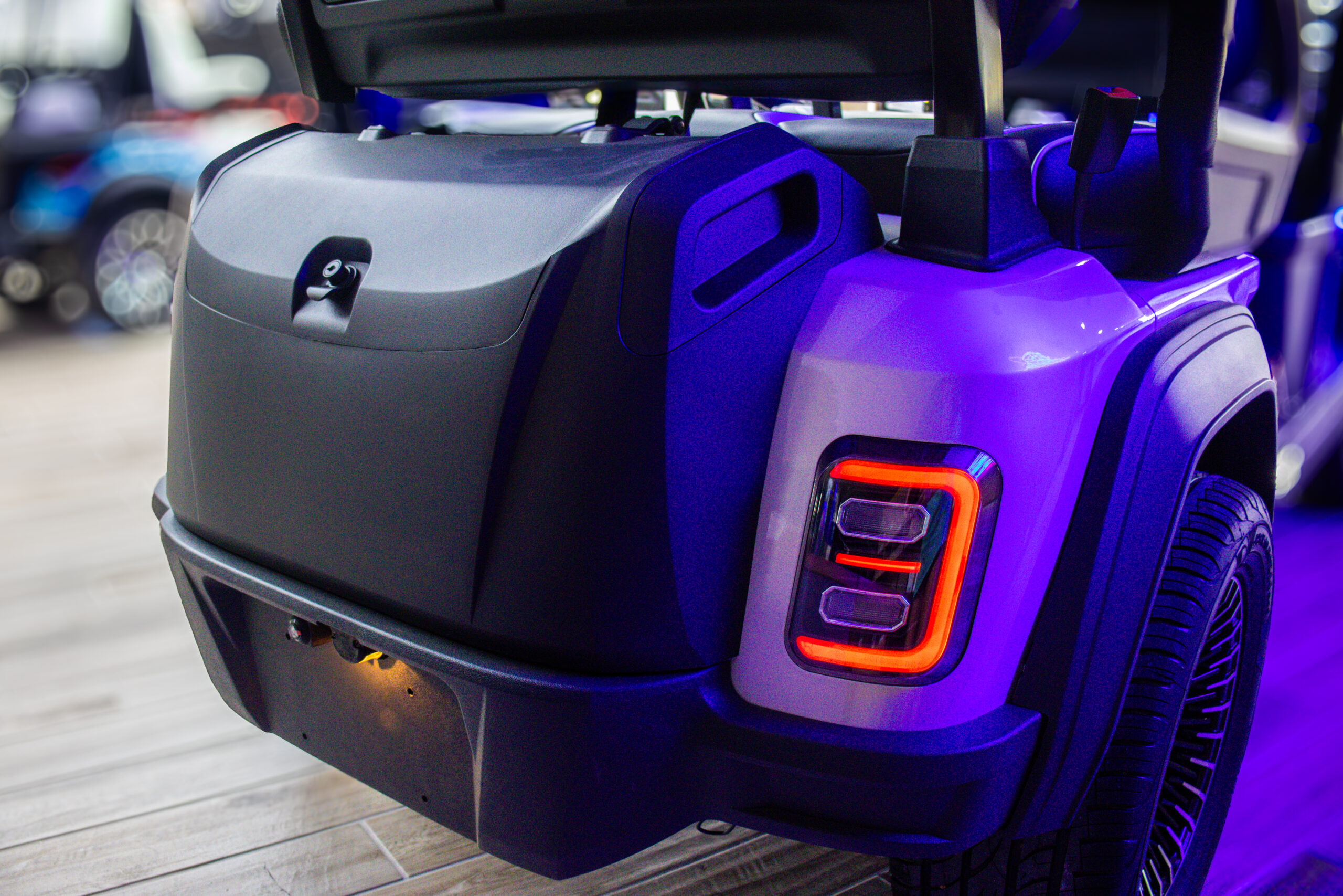 2026 White Pearl Epic E40FX Golf Cart/LSV - Image 10