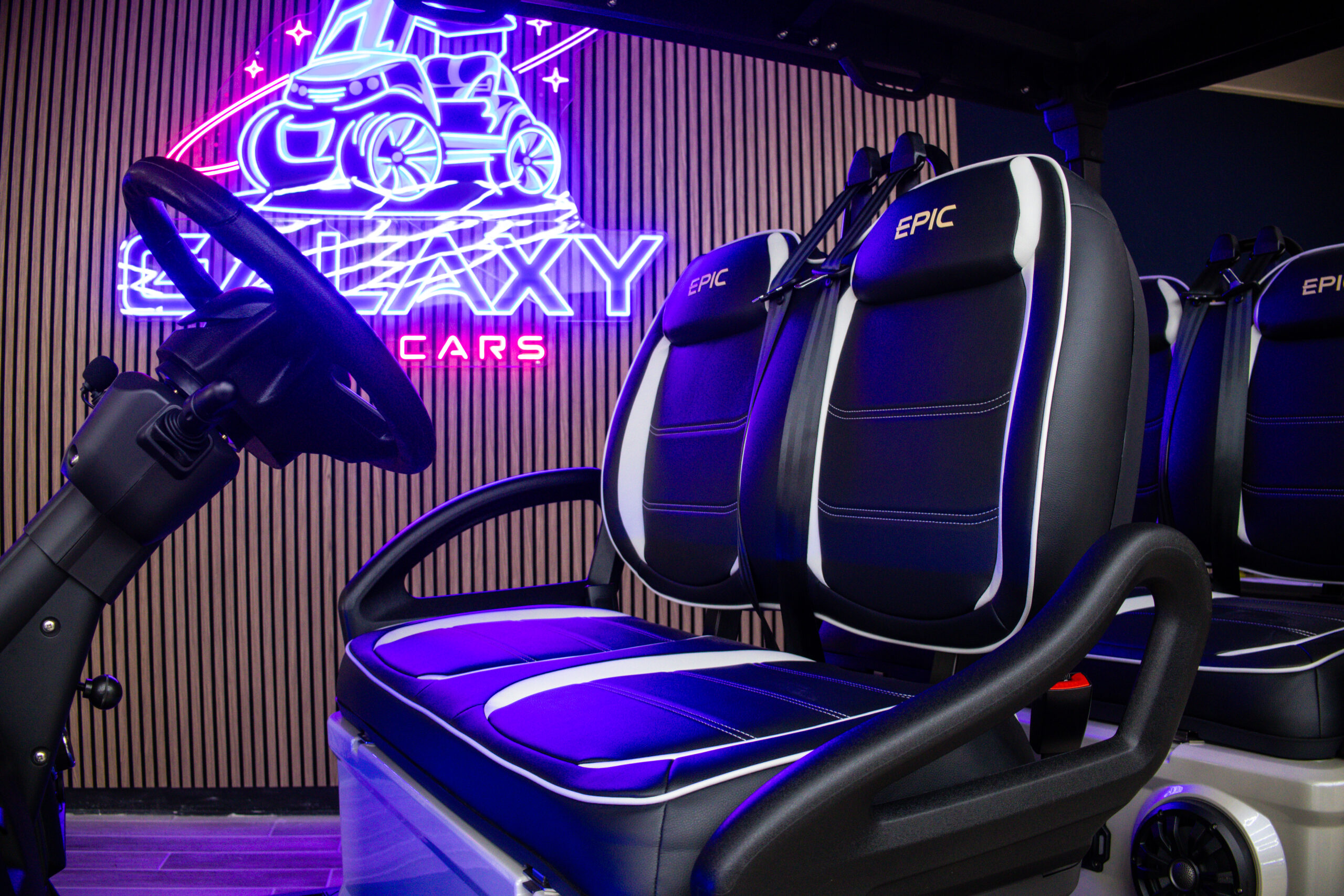 2026 White Pearl Epic E40FX Golf Cart/LSV - Image 21