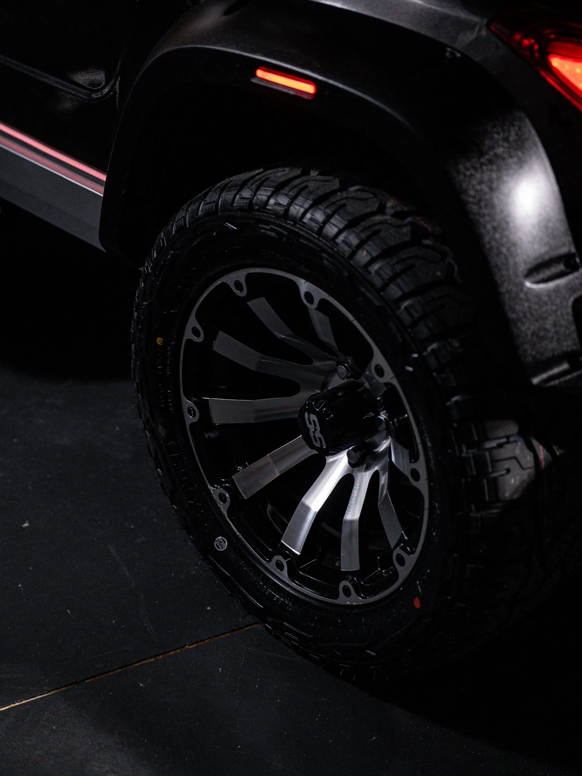 2026 CONQUEST MODEL S – 4 SEATER (2+2) - Image 2