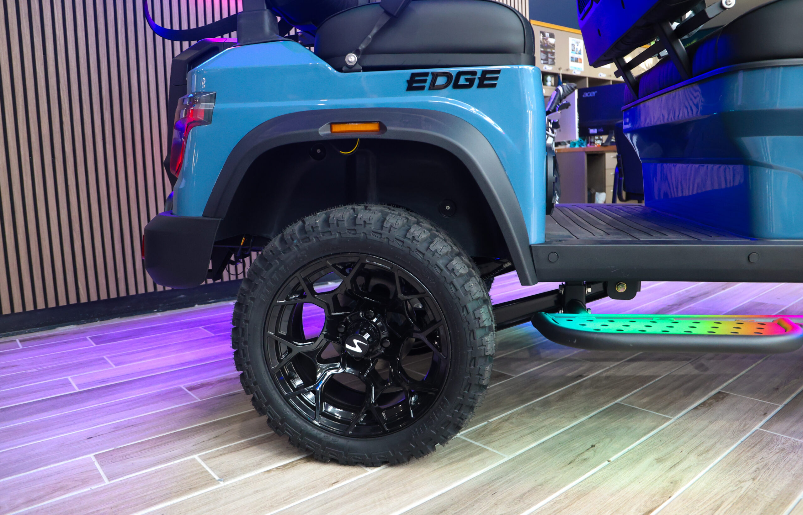 2026 SIVO EDGE 4 SEATER FORWARD-FACING (LIFTED – ANVIL BLUE) - Image 19