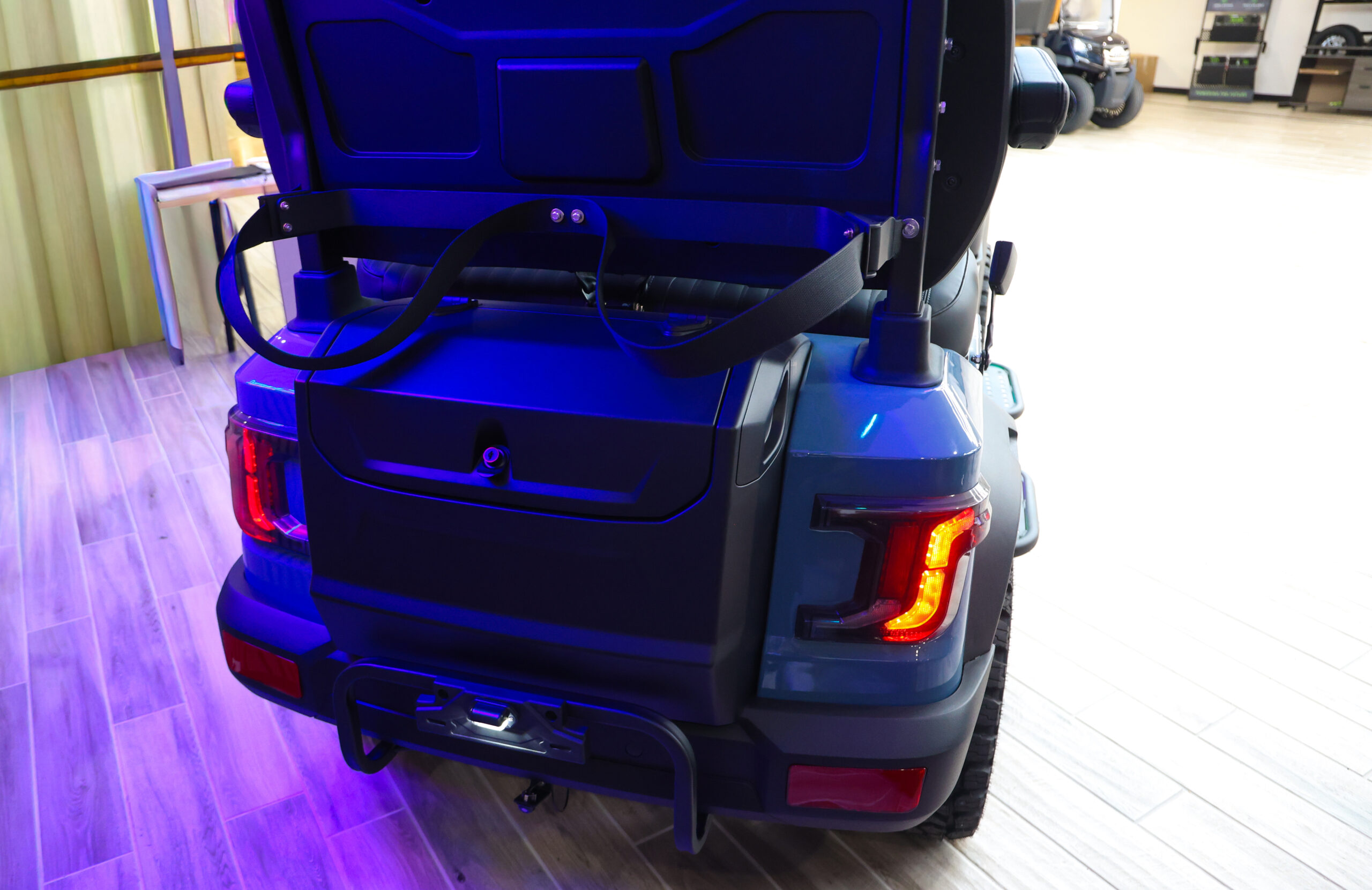 2026 SIVO EDGE 4 SEATER FORWARD-FACING (LIFTED – ANVIL BLUE) - Image 20