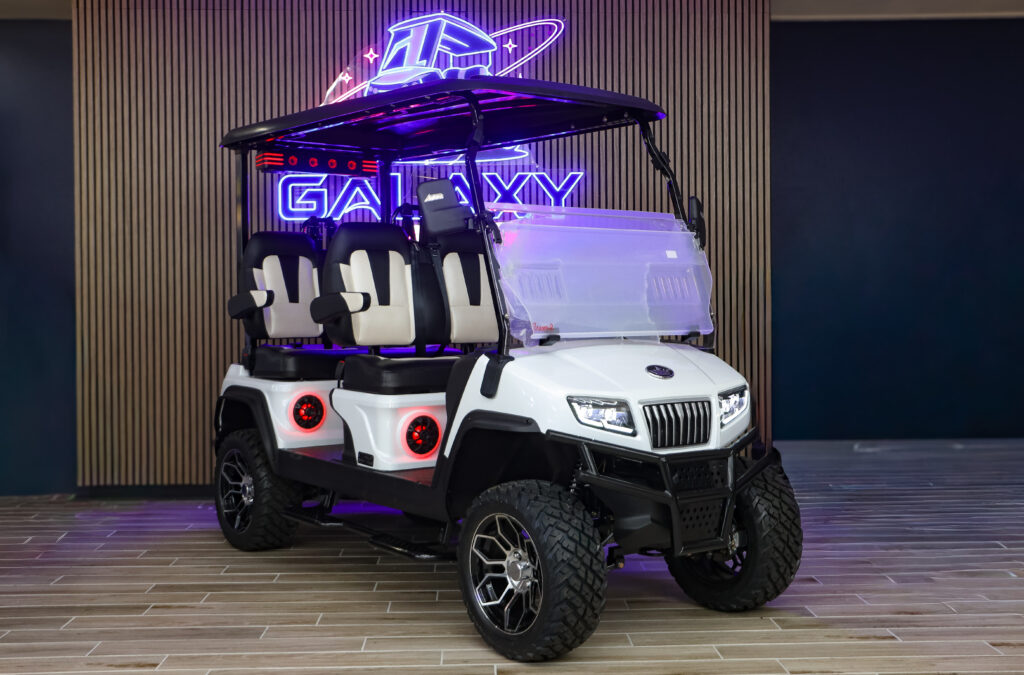 2026 Evolution D5 Maverick 4 Plus (Lifted – Pearl White)